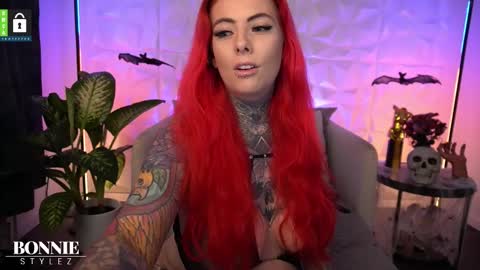 Snapshot of bonniestylez chatting on 10/30/25, 12:56 Bonnie Stylez online show from 10/30/25, 12:56