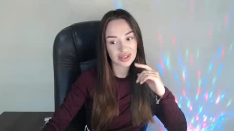 Snapshot of bonniexxx_ chatting on 10/21/25, 06:58 Bonnie online show from 10/21/25, 06:58