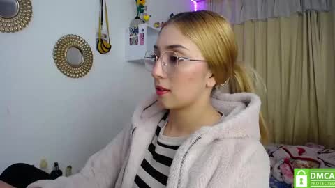 Snapshot of bonny_clyde_xx_ chatting on 02/13/25, 06:09 Soffy Brooks Independent model online show from 02/13/25, 06:09