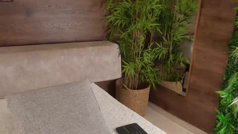 Bonny online show from 04/18/26, 11:58