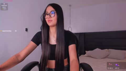 Snapshot of bonnyrosex chatting on 11/29/25, 07:50 Bonny online show from 11/29/25, 07:50