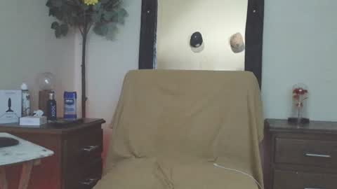 Snapshot of bonsai160723 chatting on 07/20/26, 03:03 kevin hart online show from 07/20/26, 03:03