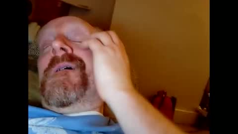 Snapshot of bonzoband chatting on 02/03/25, 02:36 bonzoband online show from 02/03/25, 02:36