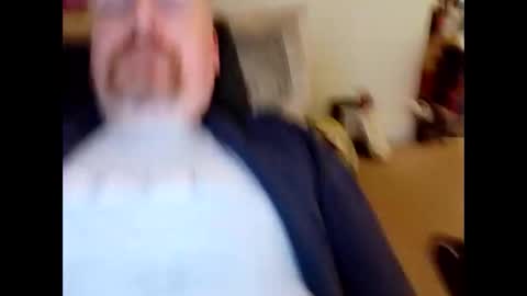 Snapshot of bonzoband chatting on 02/10/25, 04:41 bonzoband online show from 02/10/25, 04:41