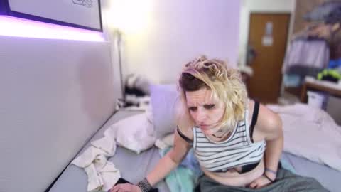 boobookittyfuxx online show from 10/31/25, 01:50