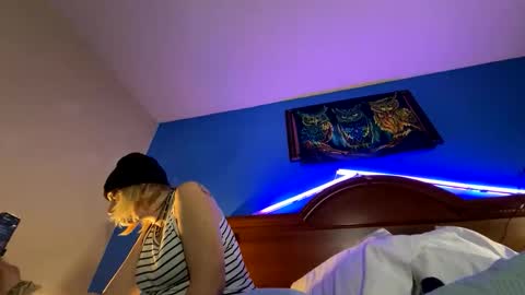 boobookittyfuxx online show from 11/03/25, 06:25