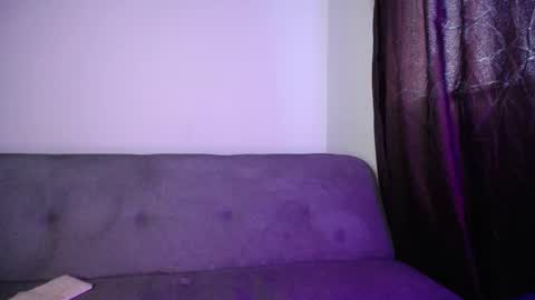 KIM     online show from 11/28/25, 09:39