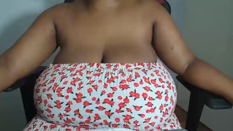 Snapshot of boobygoddessxxx chatting on 02/28/25, 01:05 boobygoddessxxx online show from 02/28/25, 01:05