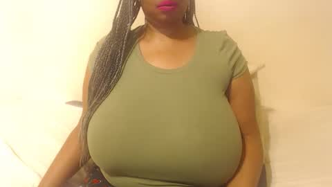 boobyqueen online show from 11/21/25, 02:43