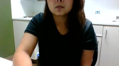 Snapshot of bookishdivya chatting on 11/02/25, 10:34 Divya online show from 11/02/25, 10:34