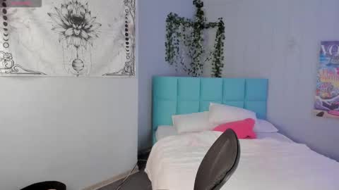 Milena online show from 03/27/26, 03:23