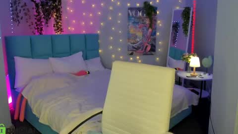 Milena online show from 06/01/26, 02:57