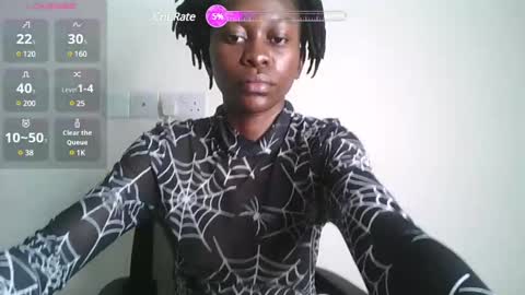 Snapshot of booty_queen001 chatting on 12/08/24, 04:35 Heather online show from 12/08/24, 04:35