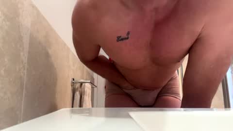 Snapshot of bootydaddi chatting on 07/09/26, 02:26 Bootidaddi online show from 07/09/26, 02:26