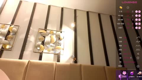 Snapshot of bootytrisha chatting on 12/10/24, 06:11 Trisha online show from 12/10/24, 06:11