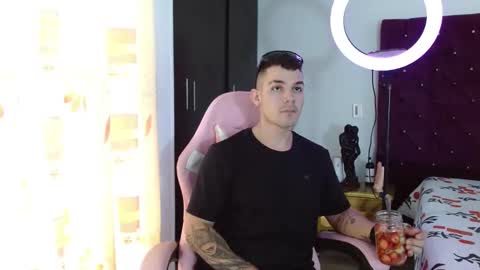 booyhott_ online show from 11/13/25, 06:51