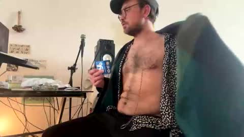 BoYYYOOO online show from 03/29/26, 05:51