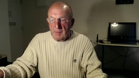 Snapshot of boppy21 chatting on 03/01/25, 07:37 Boppy21 online show from 03/01/25, 07:37