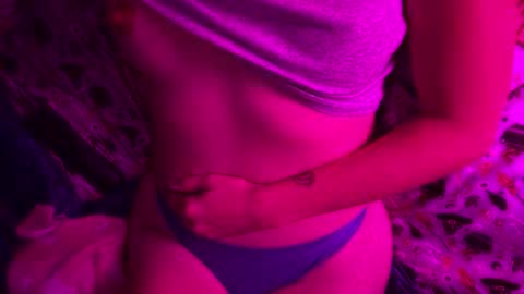 Snapshot of boredsoccermom8 chatting on 11/06/25, 11:44 boredsoccermom8 online show from 11/06/25, 11:44