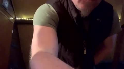 Snapshot of borndaniel634423 chatting on 02/26/25, 04:35 borndaniel634423 online show from 02/26/25, 04:35