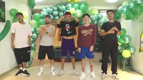 Snapshot of boschcz chatting on 02/27/25, 05:34 THOMAS AND DAMIAND online show from 02/27/25, 05:34