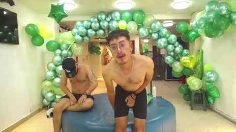 THOMAS AND DAMIAND online show from 03/05/25, 08:21