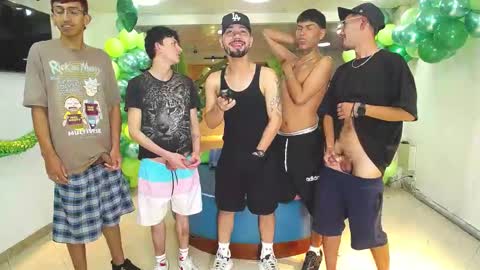 Snapshot of boschcz chatting on 03/08/25, 05:17 THOMAS AND DAMIAND online show from 03/08/25, 05:17