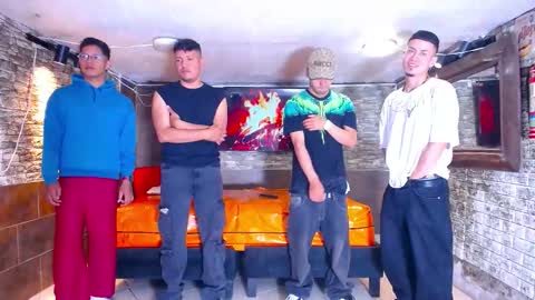 Snapshot of boschcz chatting on 09/12/25, 04:29 THOMAS AND DAMIAND online show from 09/12/25, 04:29