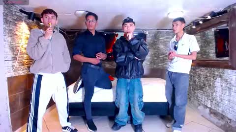 Snapshot of boschcz chatting on 09/16/25, 04:35 THOMAS AND DAMIAND online show from 09/16/25, 04:35