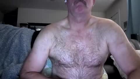 Snapshot of bose36 chatting on 12/25/24, 03:29 bose36 online show from 12/25/24, 03:29