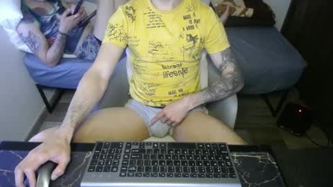 Snapshot of bossking019 chatting on 01/15/25, 06:51 bossking019 online show from 01/15/25, 06:51