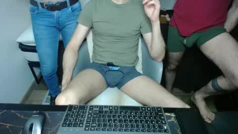 Snapshot of bossking019 chatting on 01/25/25, 04:34 bossking019 online show from 01/25/25, 04:34