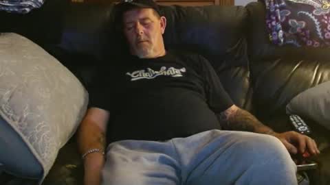 Snapshot of bostonguy1969 chatting on 11/05/25, 01:49 bostonguy1969 online show from 11/05/25, 01:49