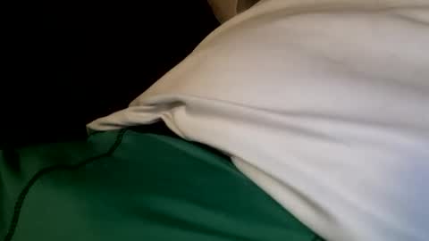 Snapshot of bottomfeederforever2 chatting on 12/15/24, 12:17 bottomfeederforever2 online show from 12/15/24, 12:17