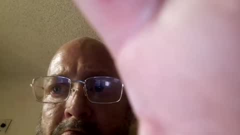 Snapshot of bottomfeederforever2 chatting on 10/09/25, 10:46 bottomfeederforever2 online show from 10/09/25, 10:46