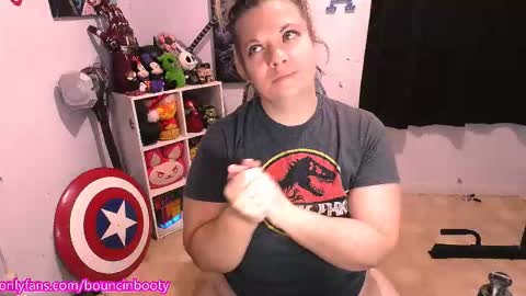 Pumpkin Butt online show from 11/11/25, 07:36