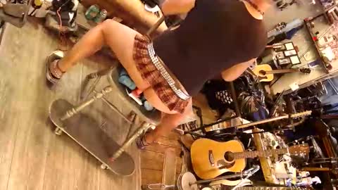 Snapshot of bouncybooty181369 chatting on 10/19/25, 07:36 bouncybooty181369 online show from 10/19/25, 07:36