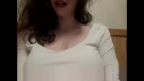 Bouncy Queen Majesty online show from 06/01/26, 07:15