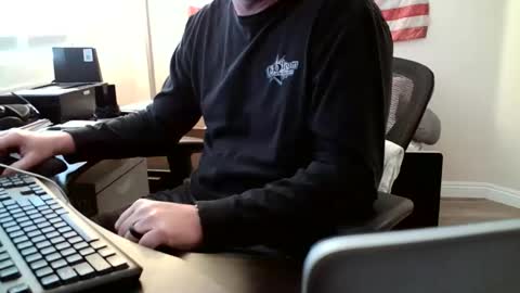 Snapshot of bourbonman144 chatting on 11/20/25, 07:57 bourbonman144 online show from 11/20/25, 07:57