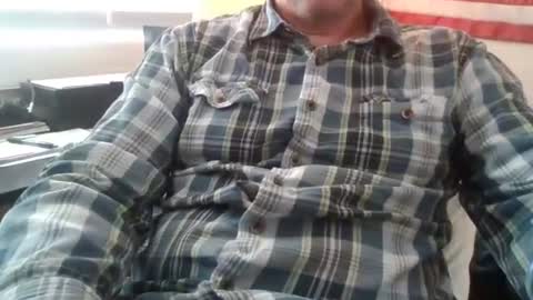 Snapshot of bourbonman144 chatting on 11/24/25, 09:47 bourbonman144 online show from 11/24/25, 09:47