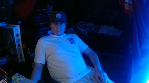 Bowerboi1217 online show from 11/30/25, 03:10