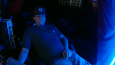 Bowerboi1217 online show from 12/03/25, 06:06