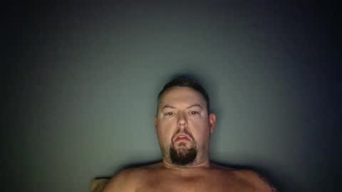 bowtieguy84 online show from 12/21/25, 09:38