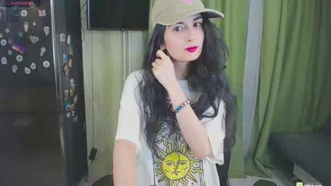 Snapshot of boxinghelen chatting on 02/18/25, 03:10 Helen  online show from 02/18/25, 03:10