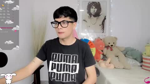 Snapshot of boy_andy__ chatting on 02/01/25, 07:02 Aaron online show from 02/01/25, 07:02