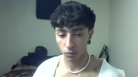 Boy Astro online show from 12/02/24, 12:40