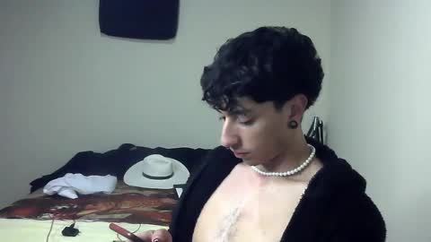 Boy Astro online show from 12/09/24, 04:12