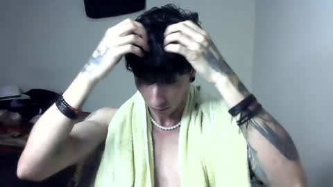 Boy Astro online show from 12/31/24, 11:06