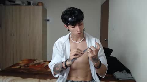 Boy Astro online show from 02/22/25, 12:49