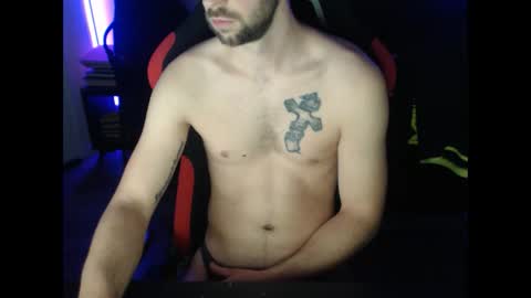 boy_t0y89 online show from 12/04/24, 06:44